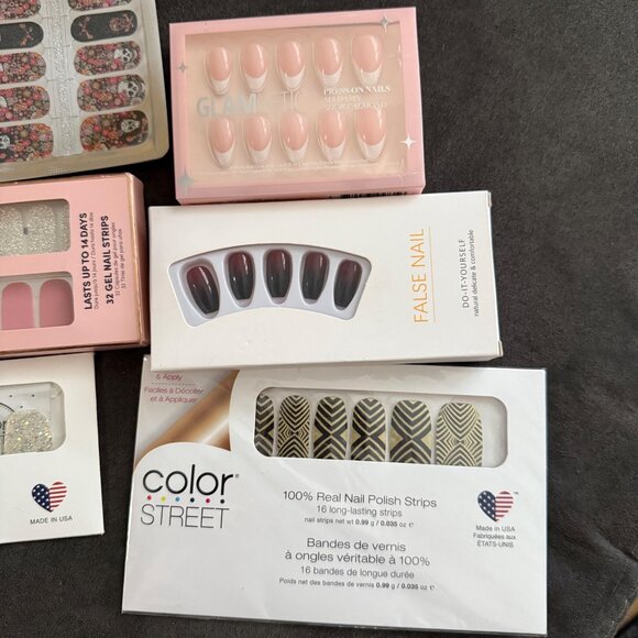 Bundle of Assorted Nail Polish Strips & Press-On Nails - Picture 4 of 4